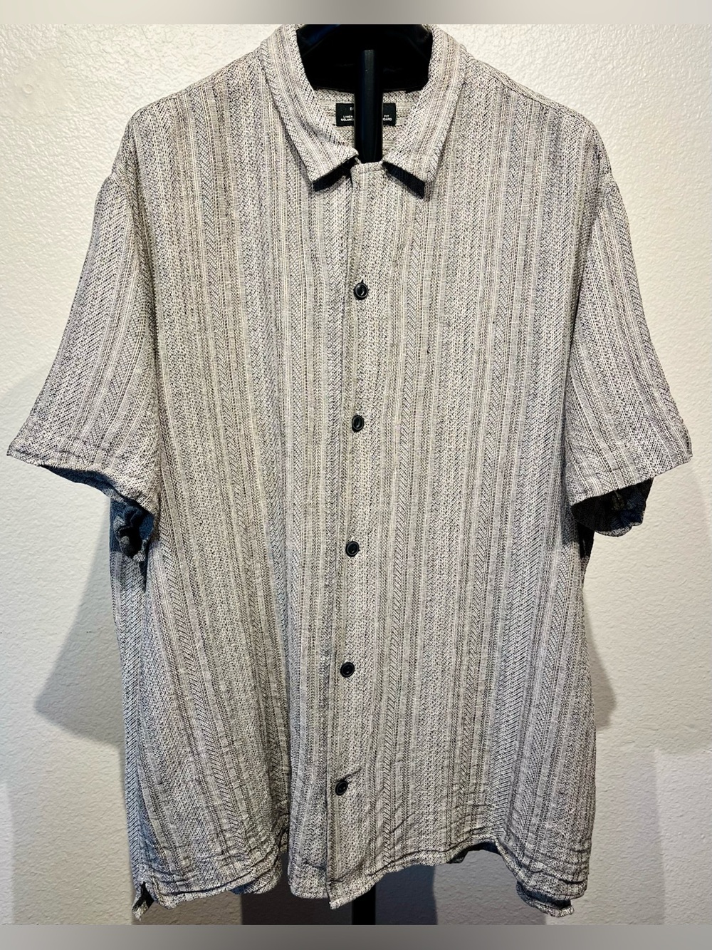 Banana Republic Linen-Blend Short Sleeve Button-Down Shirt - Size XL (Men’s)